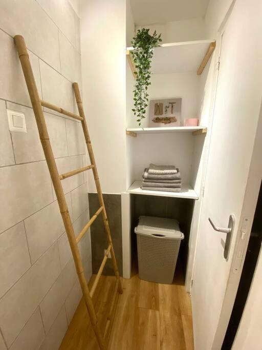 Apartamento Chez Camille Et David Sorgues Exterior foto
