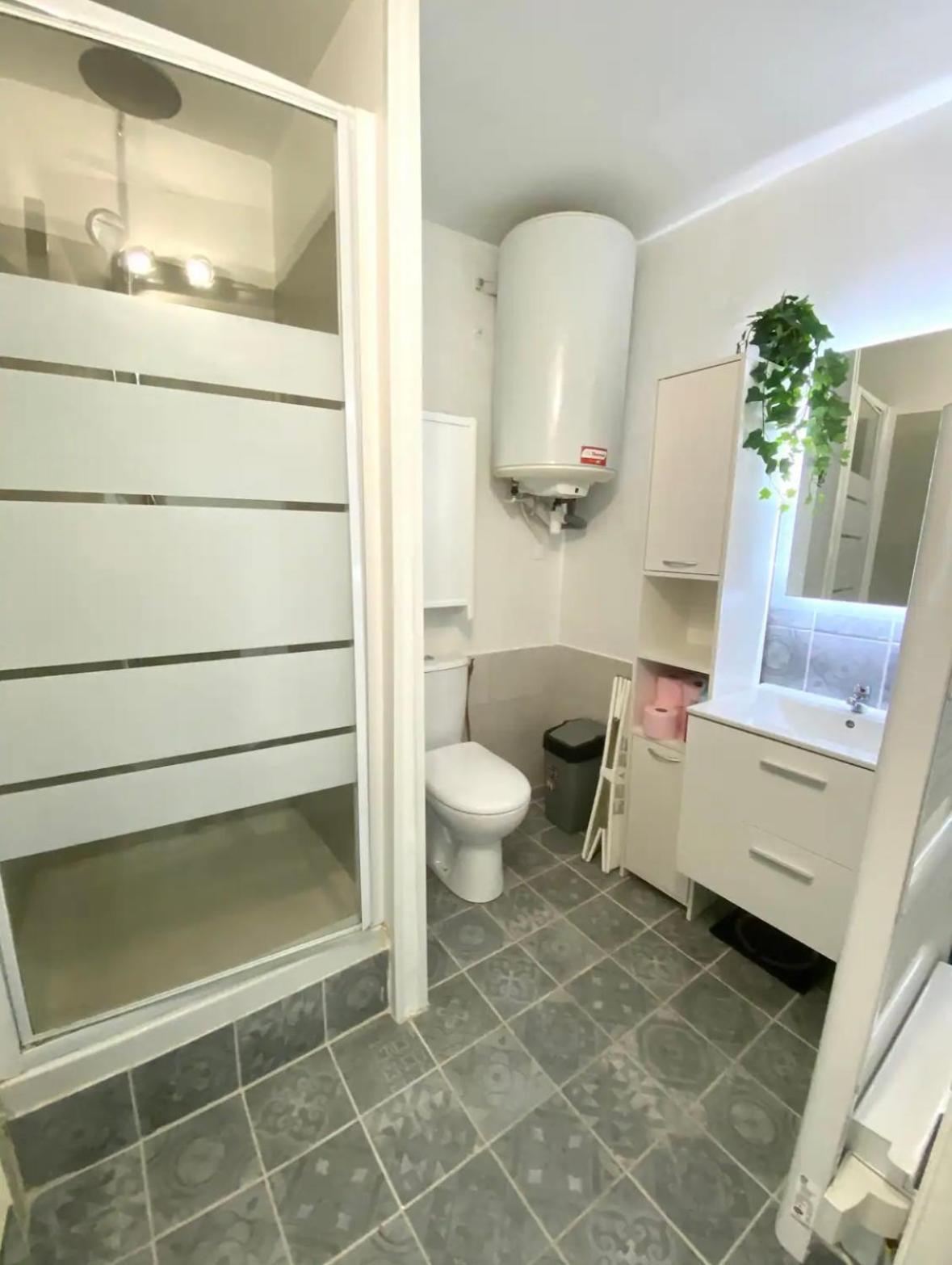 Apartamento Chez Camille Et David Sorgues Exterior foto
